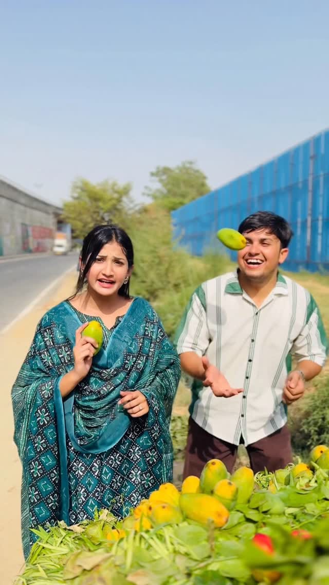 Post 4 by Amir Malik on Instagram (video)
