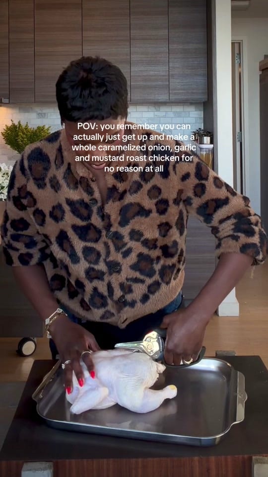 Post 4 by leoniebadge on TikTok (video)