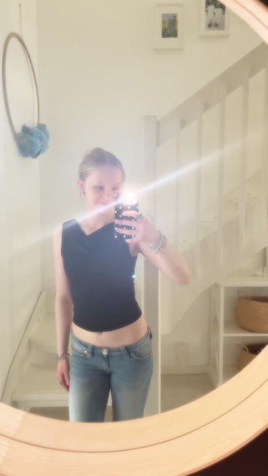Post 9 by eleonoora on TikTok (video)