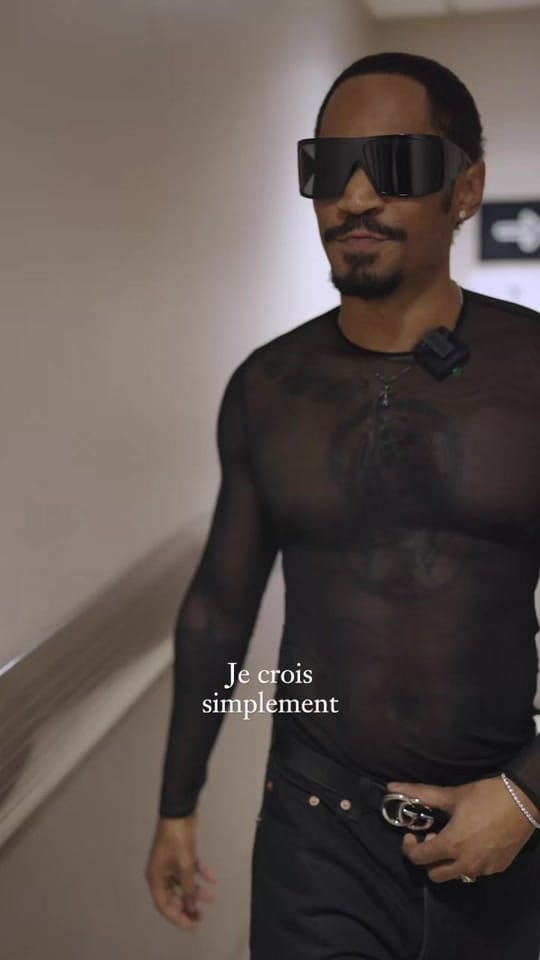Post 2 by Vogue France on TikTok (video)