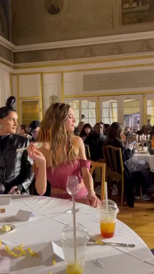 Post 9 by Vogue France on TikTok (video)