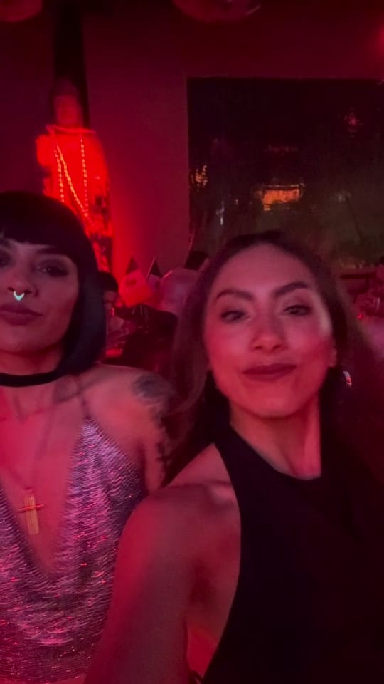 Post 4 by Melina Cid on TikTok (video)