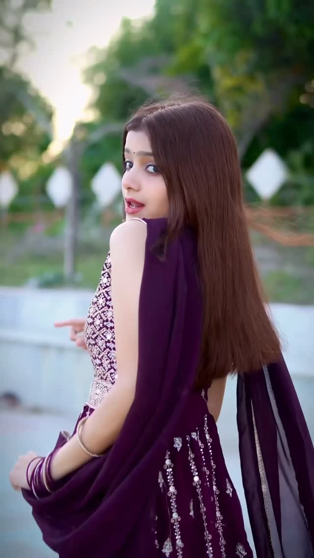 Post 7 by Vaishnavi Seth on Instagram (video)