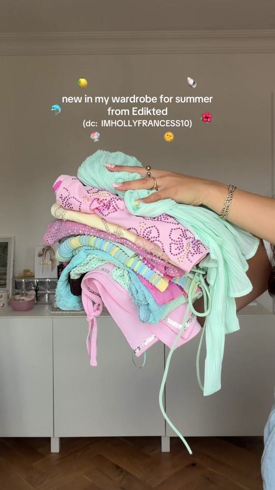 Post 4 by holly 🧚‍♀️ on TikTok (video)