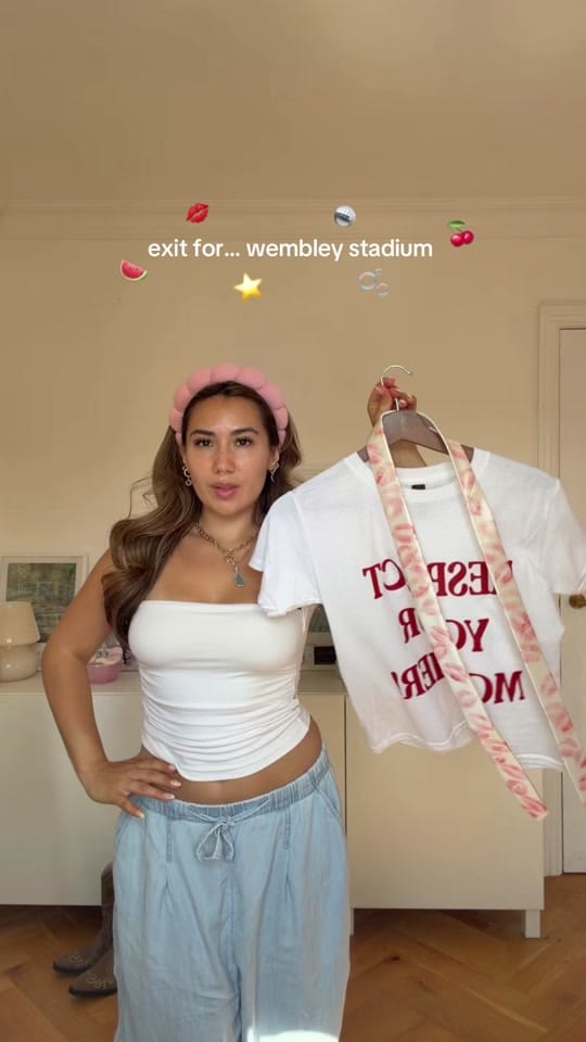 Post 6 by holly 🧚‍♀️ on TikTok (video)