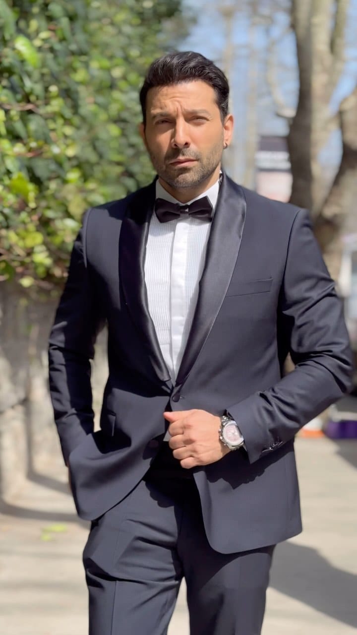 Post 8 by Joe Trad / جو طراد on Instagram (video)