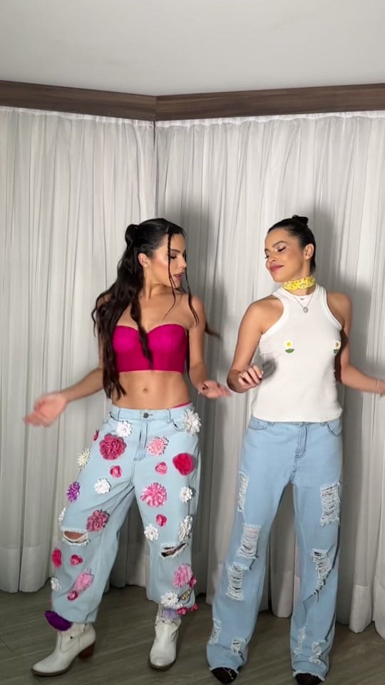 Post 10 by Emilly Araújo on TikTok (video)