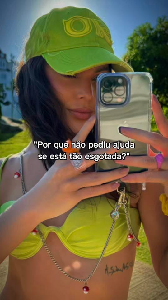 Post 4 by Emilly Araújo on TikTok (video)