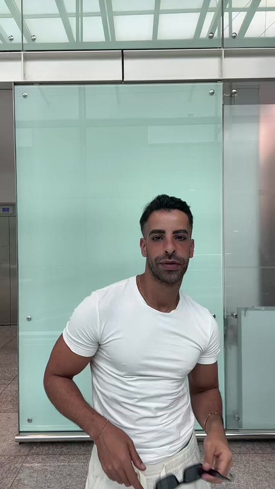 Post 6 by Achraf khezar 🤴🏽 on TikTok (video)