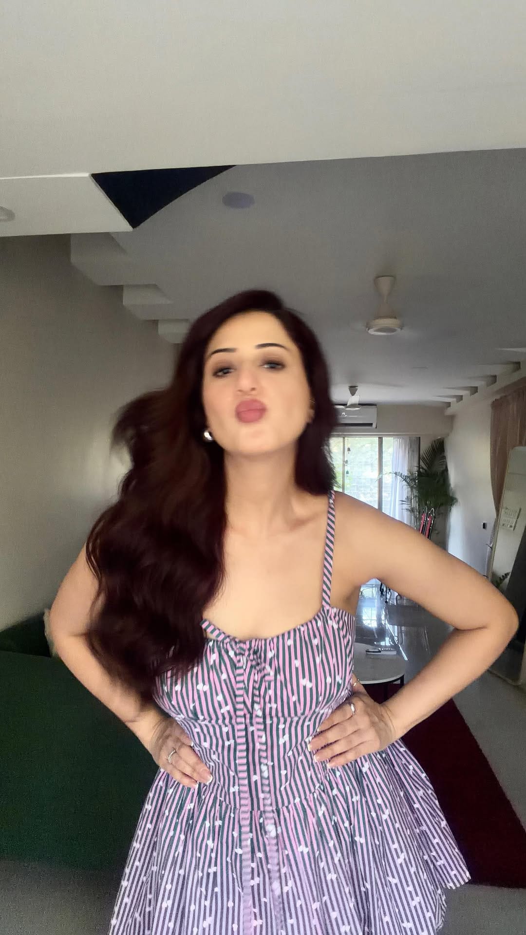Post 6 by Isha Rikhi on Instagram (video)