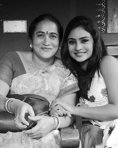 Post 5 by Deepika Das on Instagram (image)
