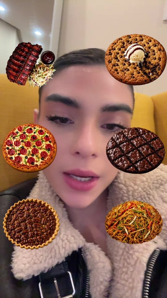 Post 5 by Estefy on TikTok (video)
