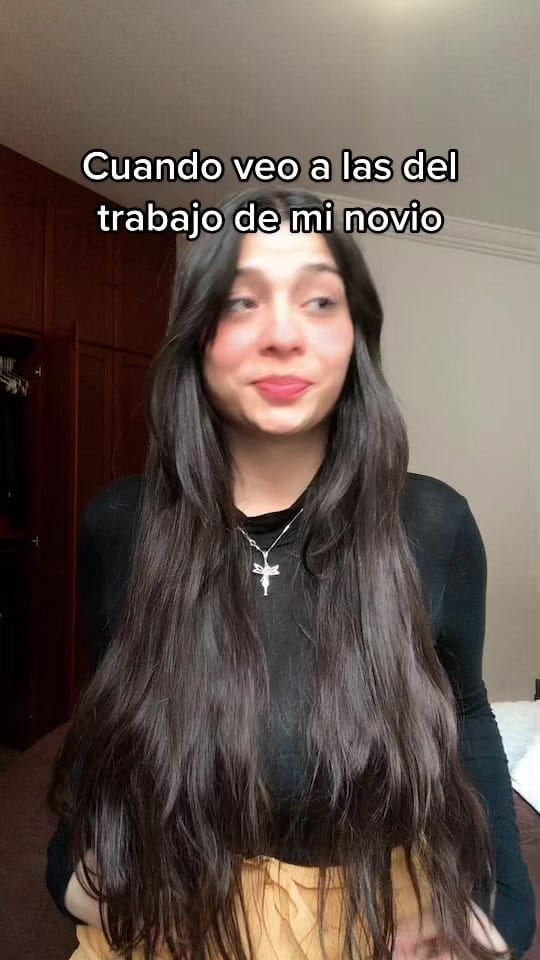 Post 10 by Estefy on TikTok (video)