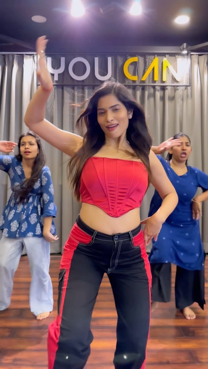 Post 10 by Subhashree Rayaguru on Instagram (video)