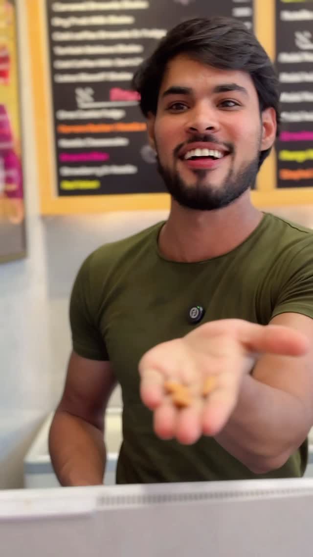Post 5 by Sameer Khan on Instagram (video)