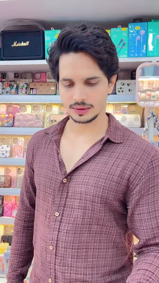 Post 7 by Sameer Khan on Instagram (video)