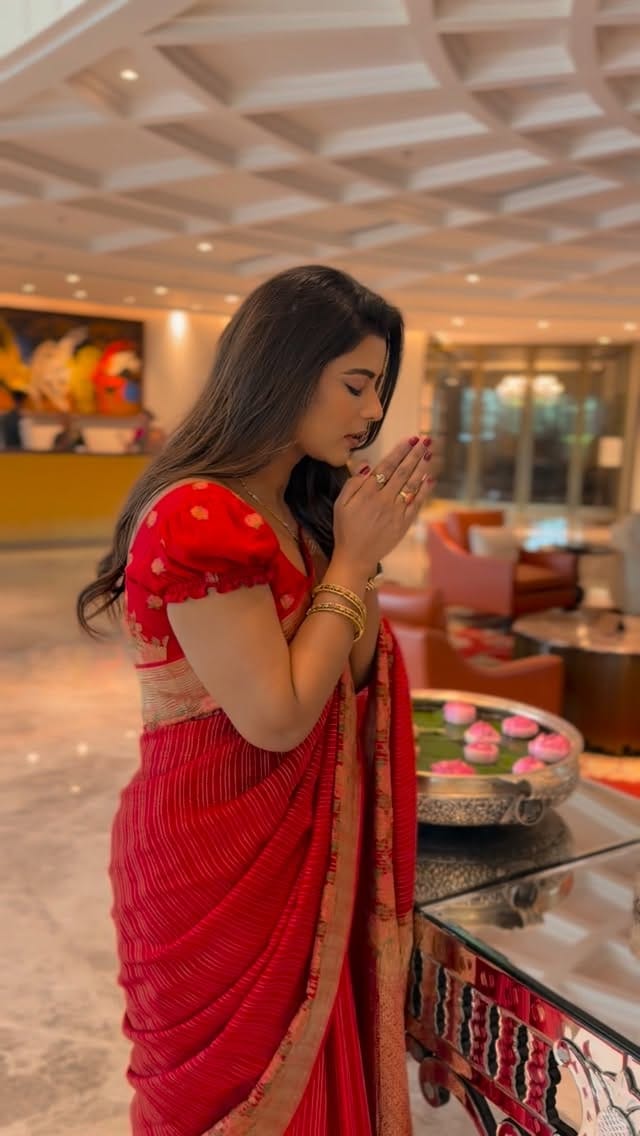 Post 4 by Aishwarya Rajesh on Instagram (video)