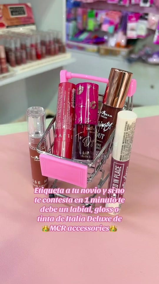 Post 4 by MCR accessories 👑 on TikTok (video)