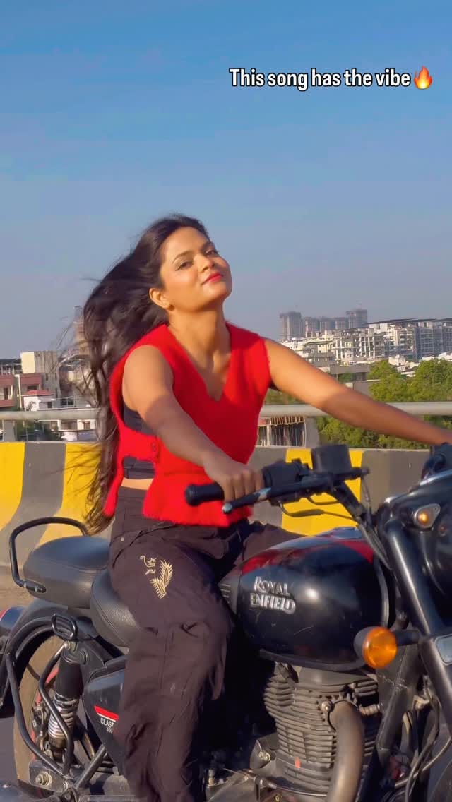 Post 8 by 𝓢𝓪𝓱𝓲𝓫𝓪 𝓜𝓮𝓽𝓪𝓷𝓰𝓮 on Instagram (video)