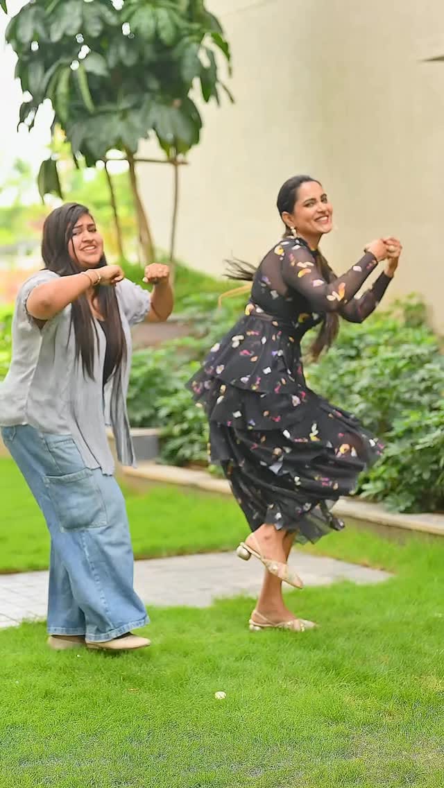 Post 6 by Himaja Mallireddy on Instagram (video)