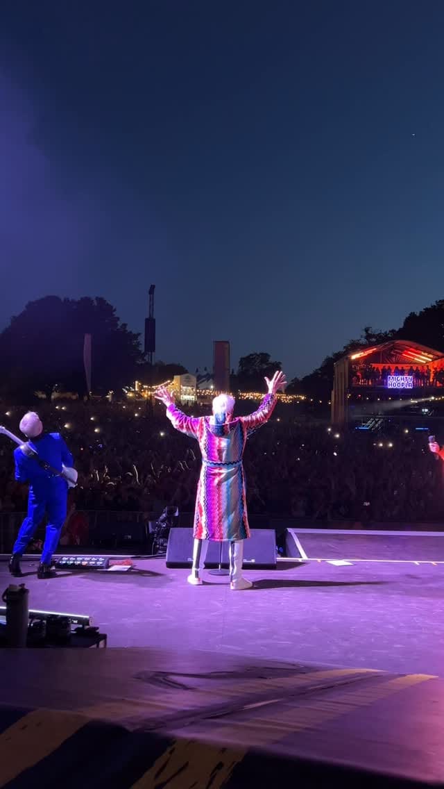 Post 4 by Ian McKellen on Instagram (video)