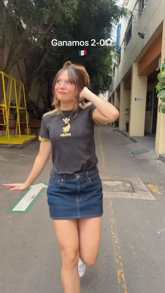 Post 4 by Ana Karina Saenz on Instagram (video)