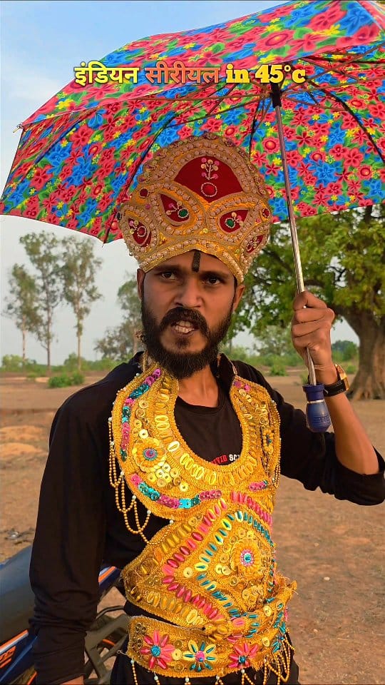 Post 4 by Vidya Sagar on Instagram (video)