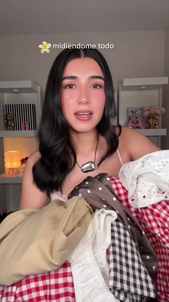 Post 9 by HANNIA on TikTok (video)