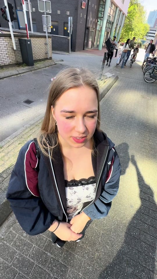 Post 6 by Leon van Dam on TikTok (video)