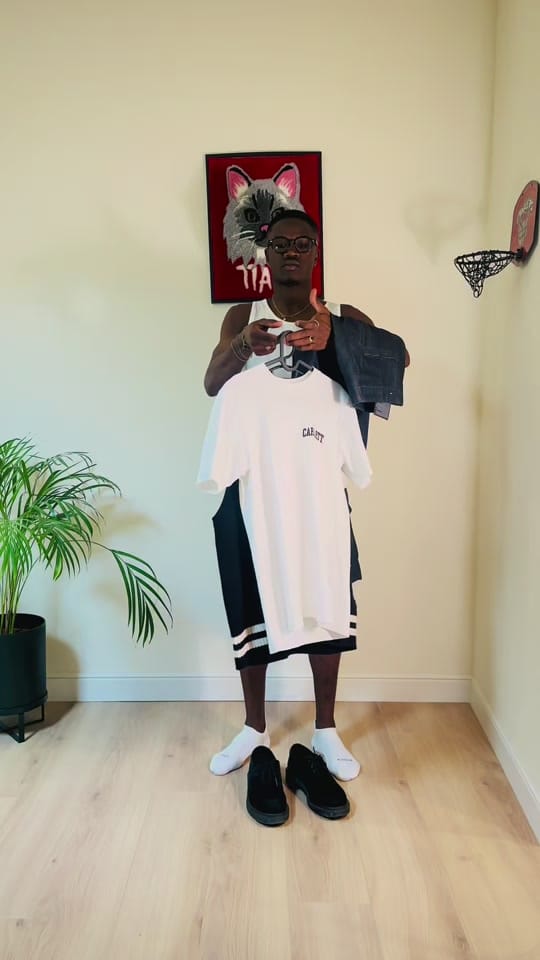 Post 2 by amba.lurical on TikTok (video)