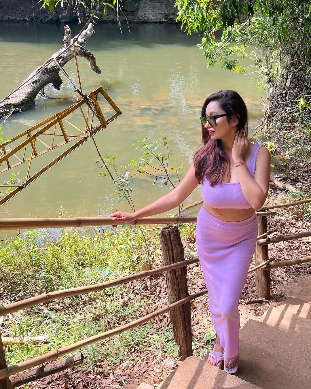 Post 10 by Juhiii Chauhaan on Instagram (image)