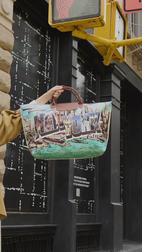 Post 1 by Longchamp on TikTok (video)