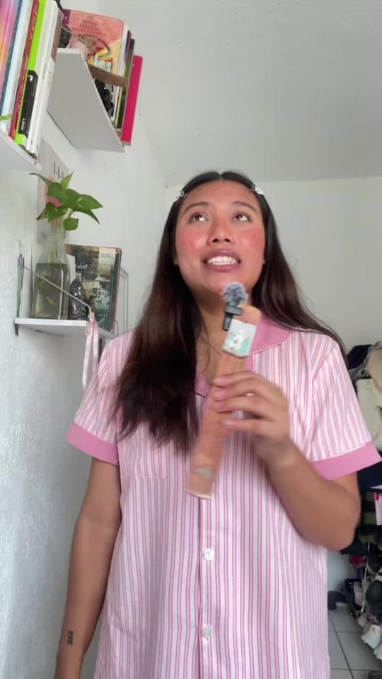 Post 10 by Valentina Gallardo on TikTok (video)