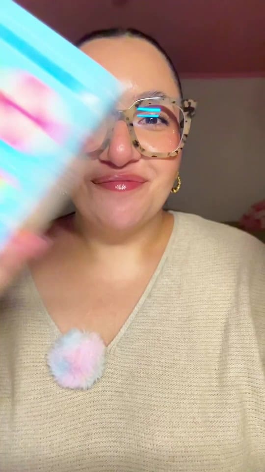 Post 1 by Aline on TikTok (video)