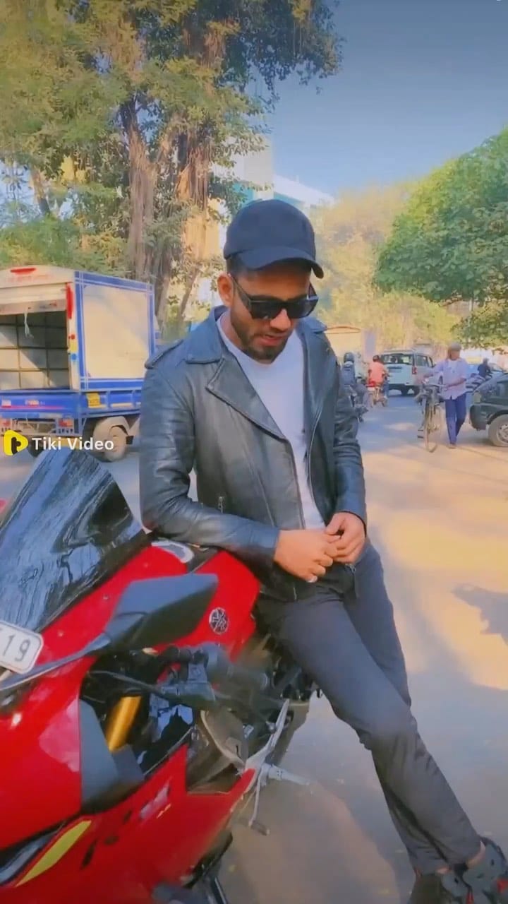 Post 8 by Osama❤️ on Instagram (video)