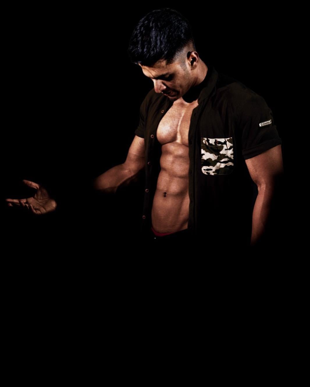 Post 10 by Shashank Rao on Instagram (image)