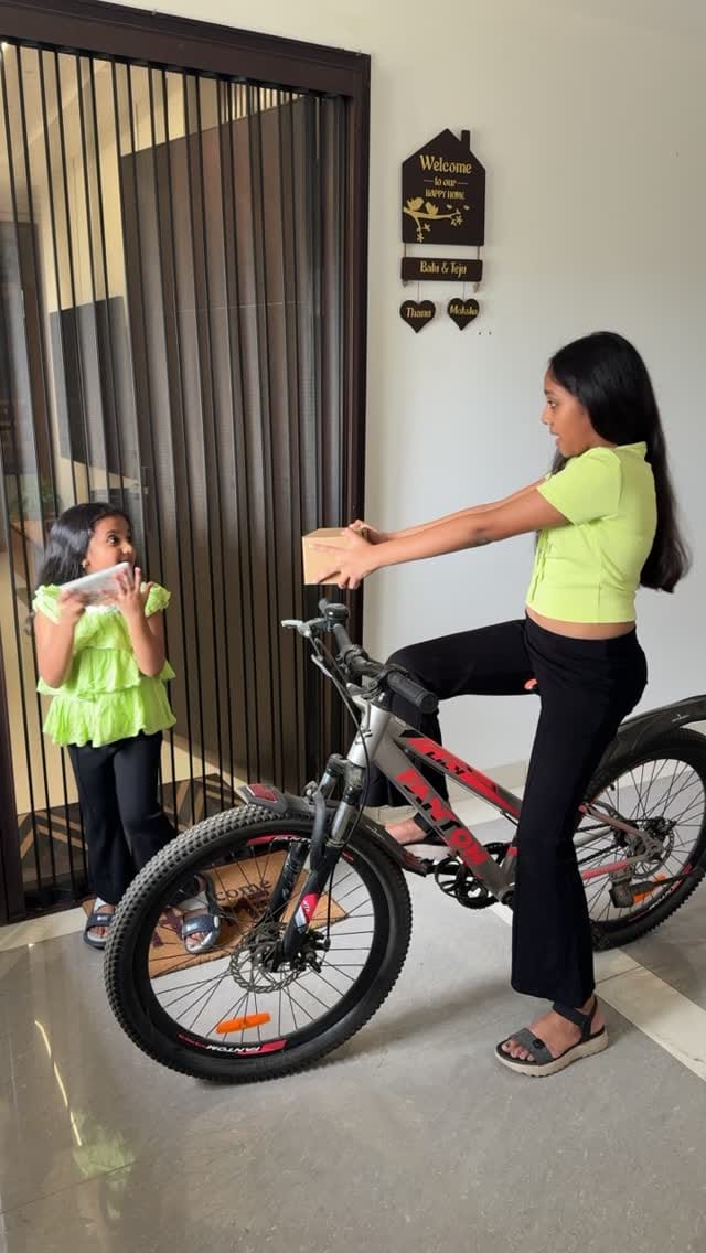 Post 8 by 💗Mokshagnya❤️Thanugnya💗 on Instagram (video)