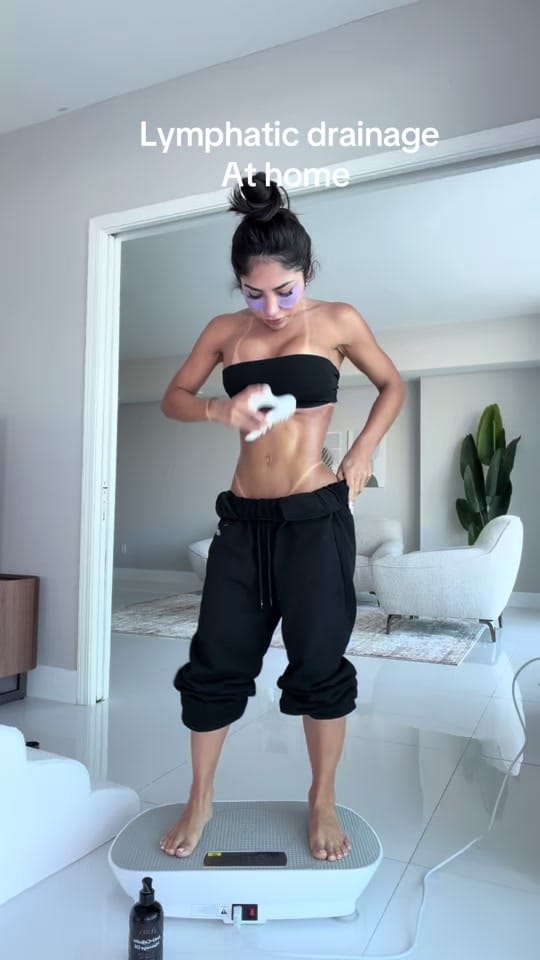 Post 4 by Alessandra Leon on TikTok (video)