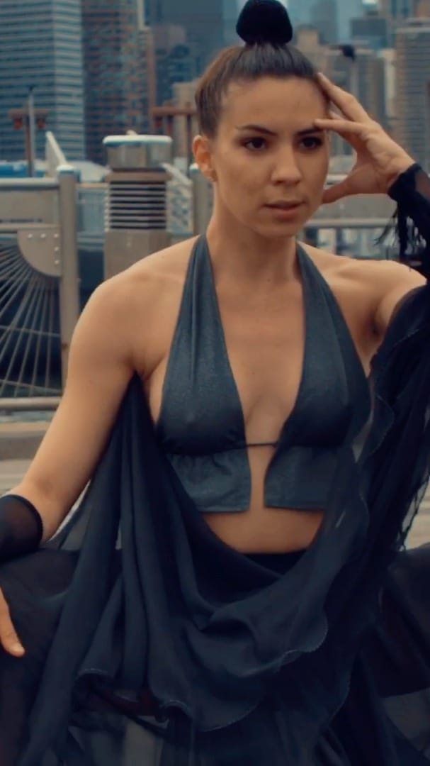 Post 10 by Dayanis Mondeja on Instagram (video)