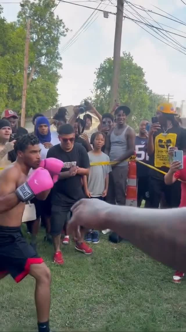 Post 2 by Eli Dave on Instagram (video)