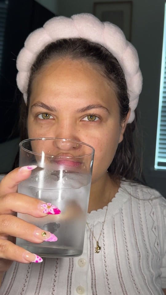 Post 1 by nails_leonelasalinas on TikTok (video)