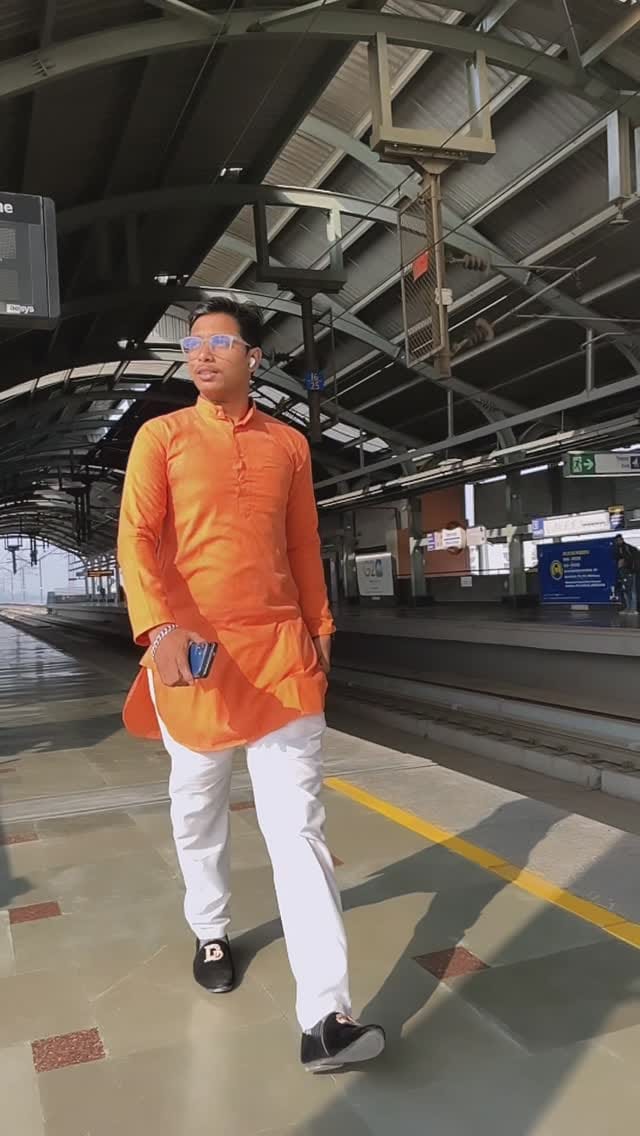 Post 3 by Dishant Giri on Instagram (video)