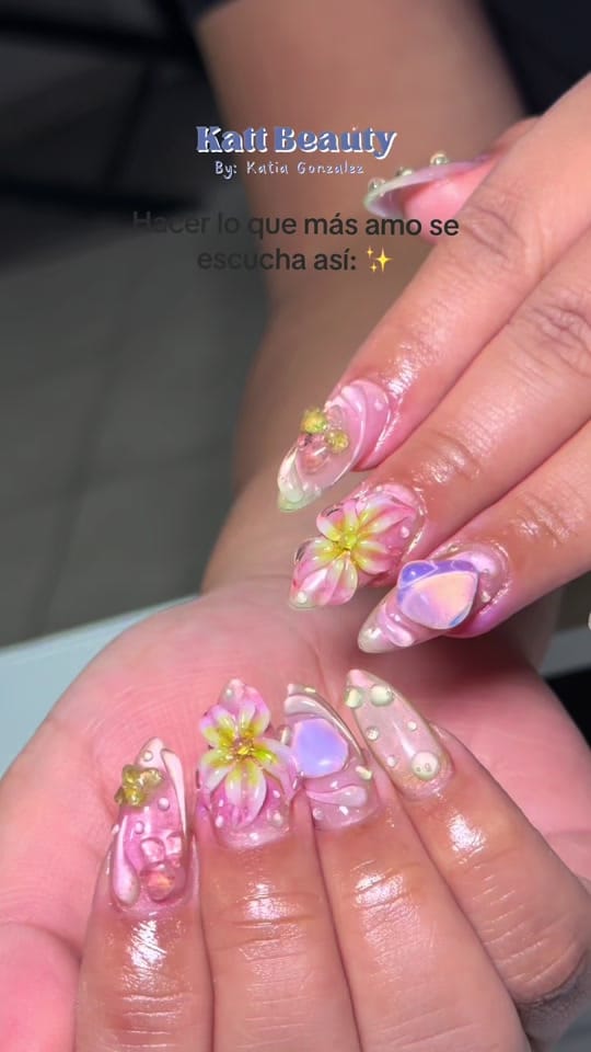 Post 3 by _kattbeauty_ on TikTok (video)