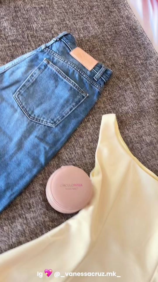 Post 4 by Vanessa Cruz on TikTok (video)