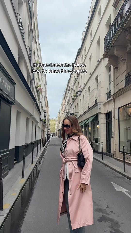 Post 6 by POSHESTYLE on TikTok (video)