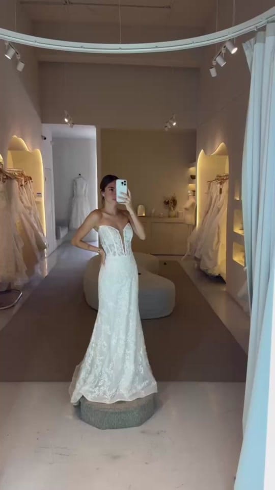 Post 7 by Velum Reloved on TikTok (video)