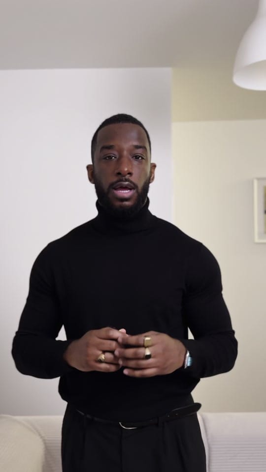 Post 4 by monsieur.guitoo.backup on TikTok (video)