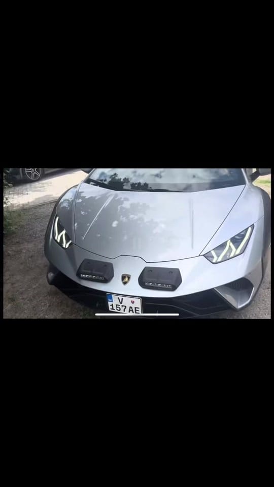 Post 3 by beatrix on TikTok (video)