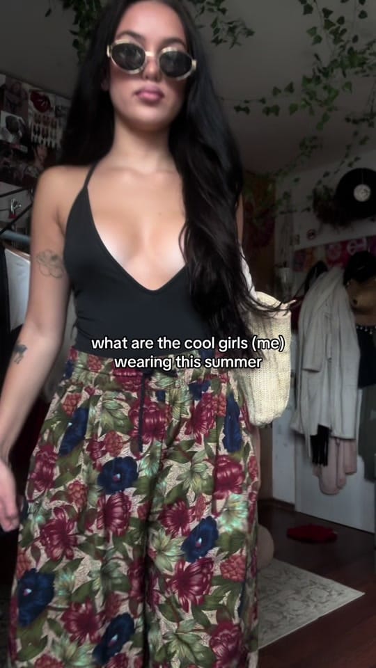 Post 7 by beatrix on TikTok (video)