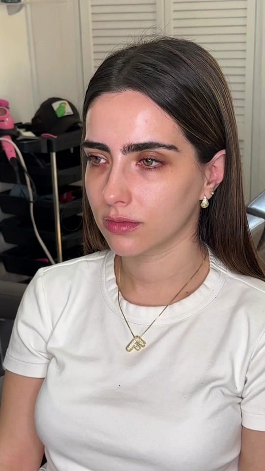 Post 10 by makeup.bylaguna on TikTok (video)